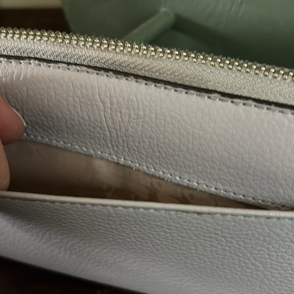 Karl Lagerfeld Leather Zip Around Wallet - Picture 5 of 8